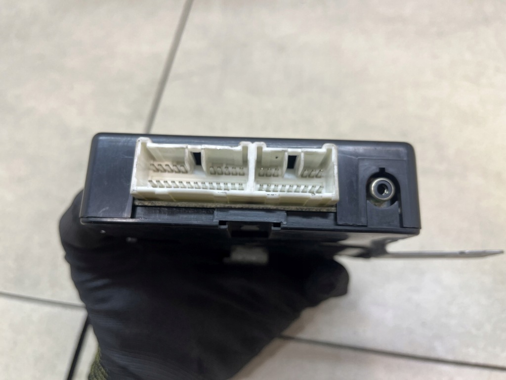 фото №4, Модуль замка центрального kia sorento i 2.5 crdi 954003e300