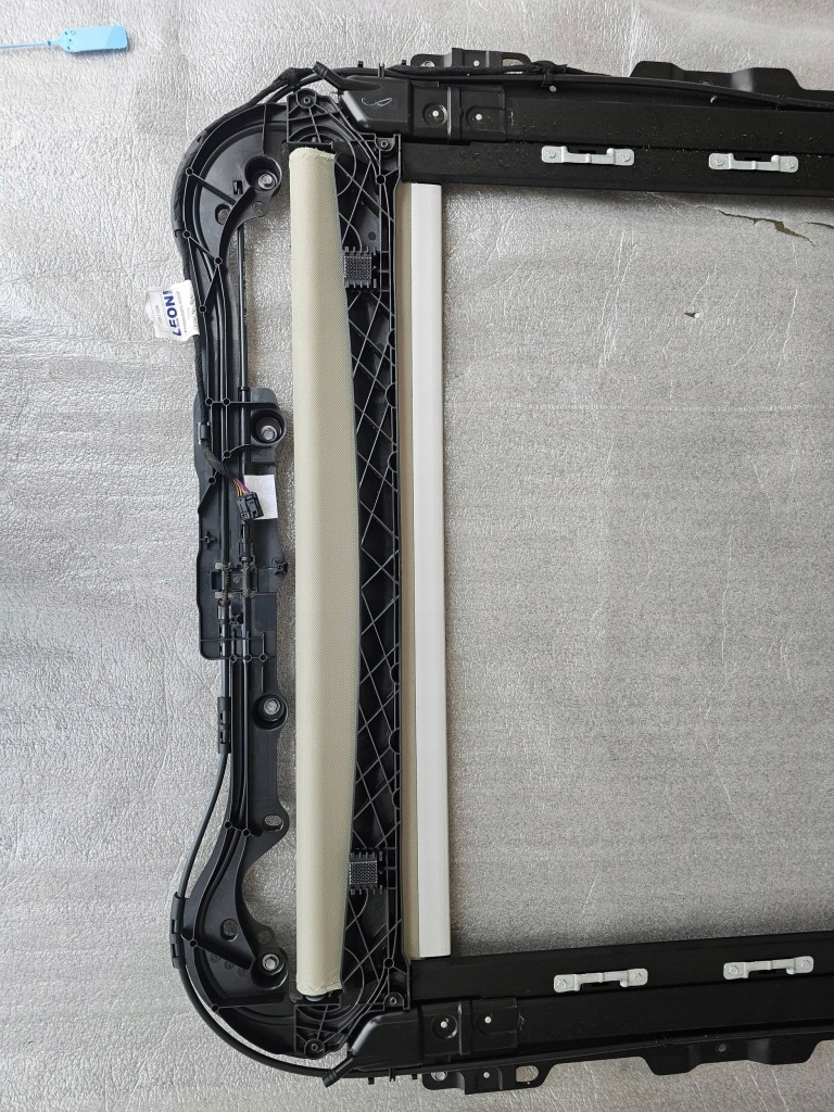 Volvo xc60 ii 2017+ рама каркас люк дах шторка світла 32285194 Київ