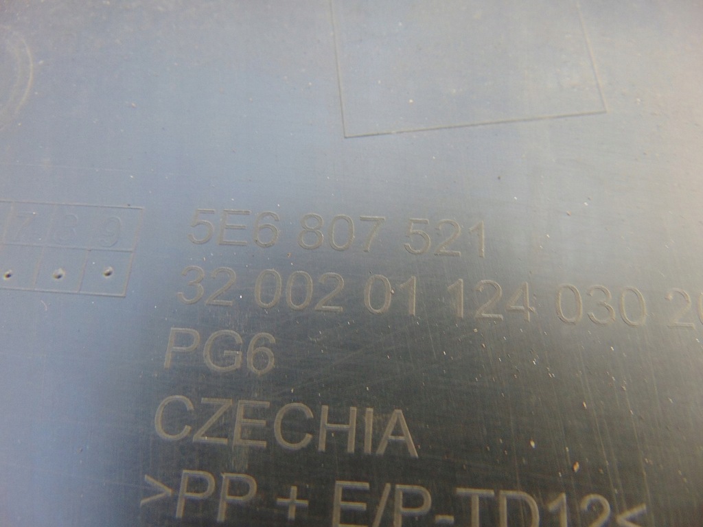 фото №16, Накладка бампера задняя skoda octavia iv 5e6807521