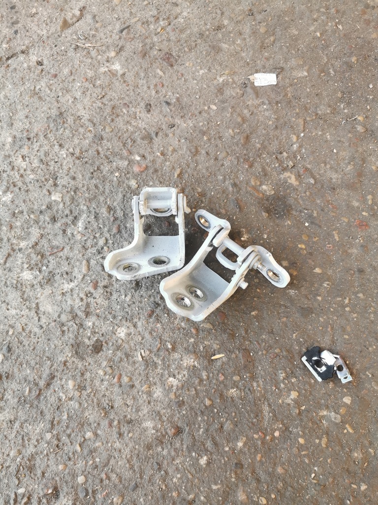 фото №1, Петли дверь левый перед renault clio v