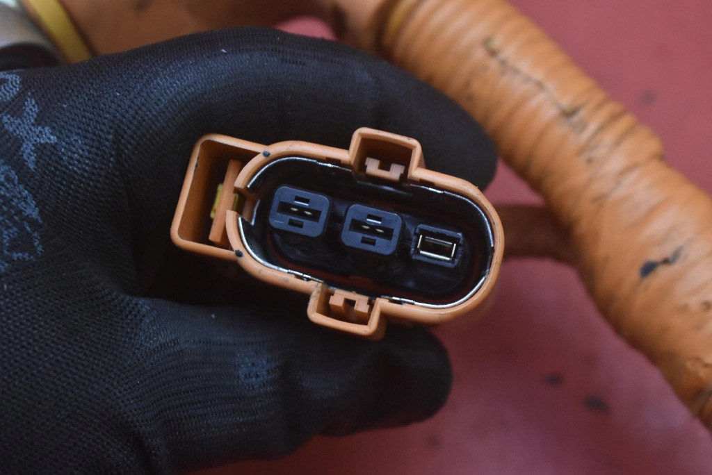 Шланг заряджання інвертор 91674-cm000 hyundai kona 1 1 1.6 gdi hybrid 17- в Україні