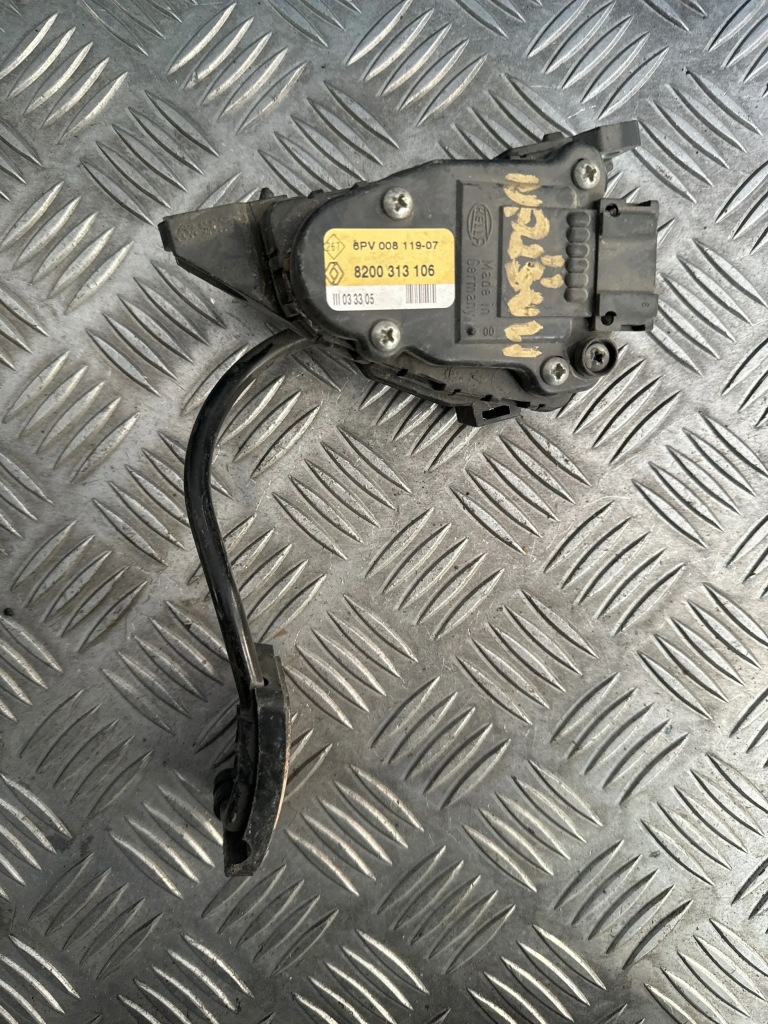 фото №1, Потенціометр газу renault master ii 8200313106