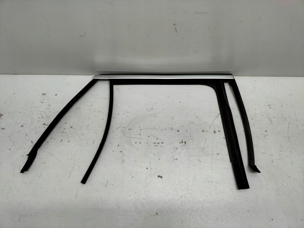 фото №1, Прокладка стекло дверь задняя правый хром vw t-roc 2ga 17-