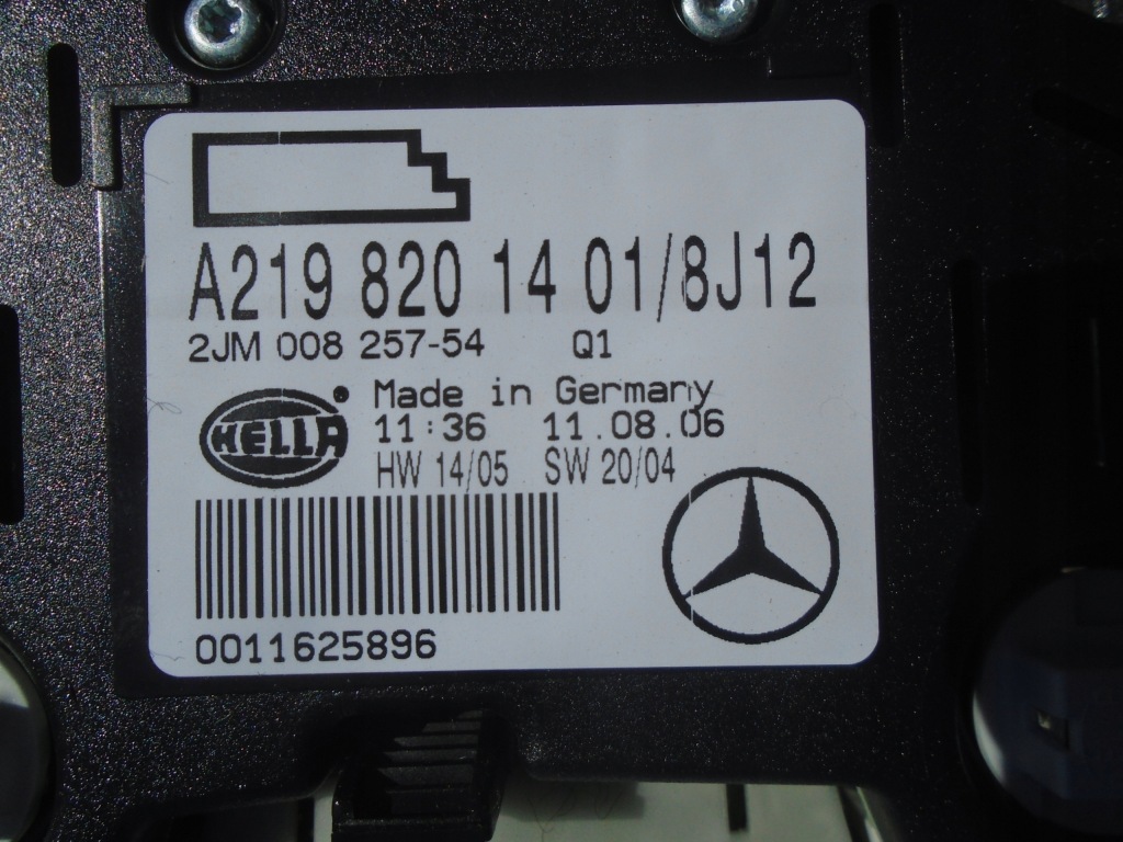 Mercedes w219 лампа освещение 2198201401 бежевая Оригинал