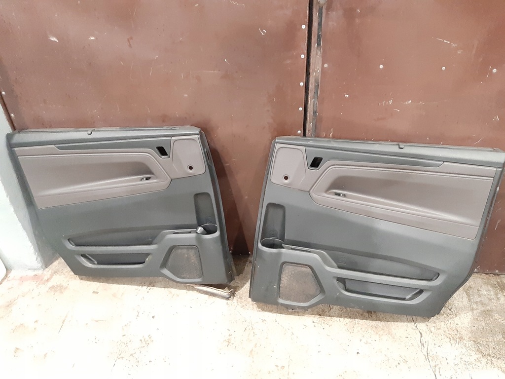 фото №1, Обшивка двері honda odyssey 2018-