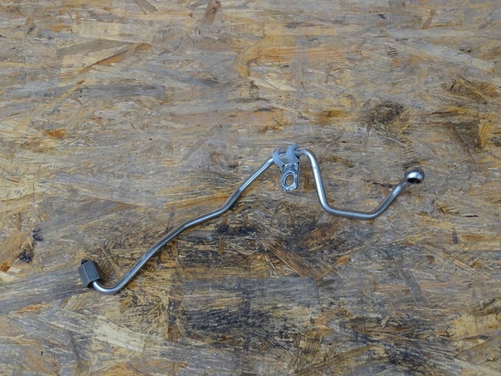 фото №1, Seat tarraco tiguan 2.0 tdi dfh dfha шланг трубка turbo 04l145771h