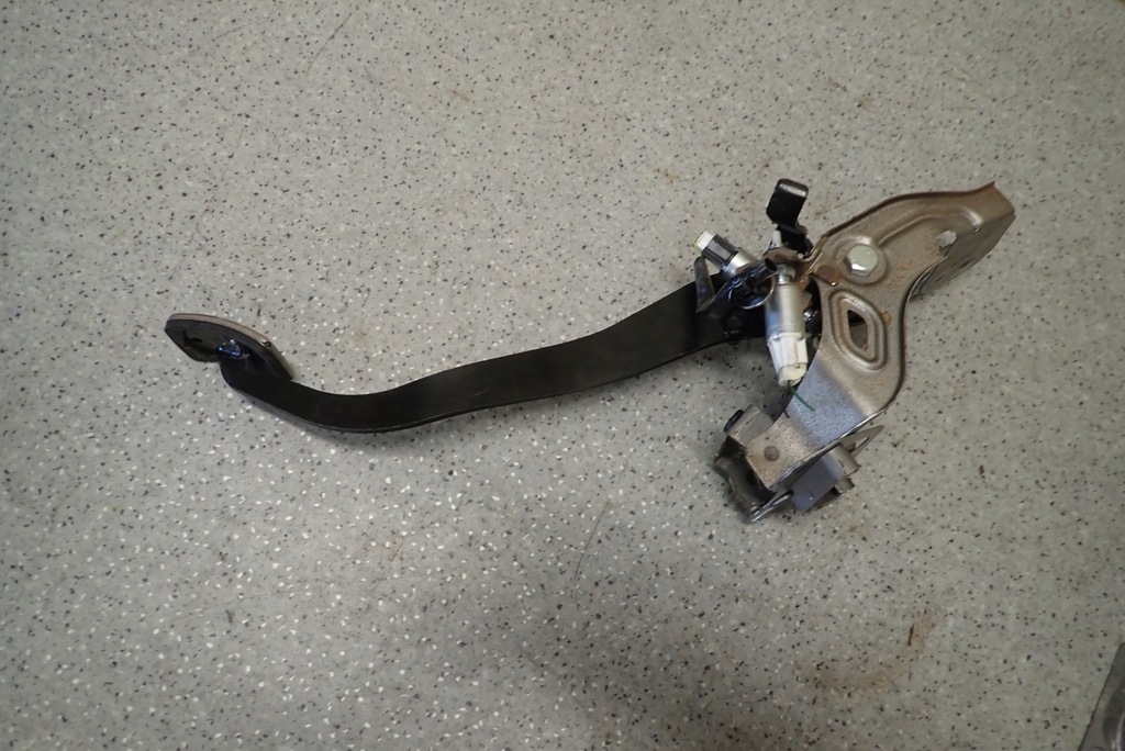 фото №2, Suzuki swift sport 13- педаль зчеплення