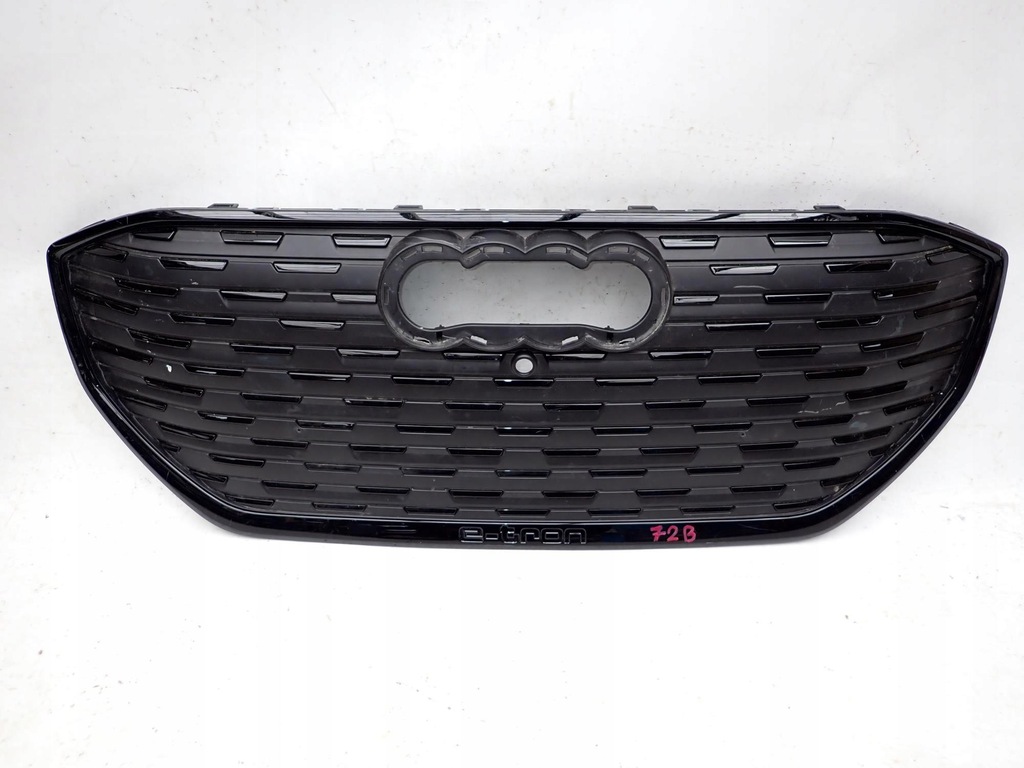 фото №1, Audi q4 e-tron 21- решітка радіатора решітка радіатора