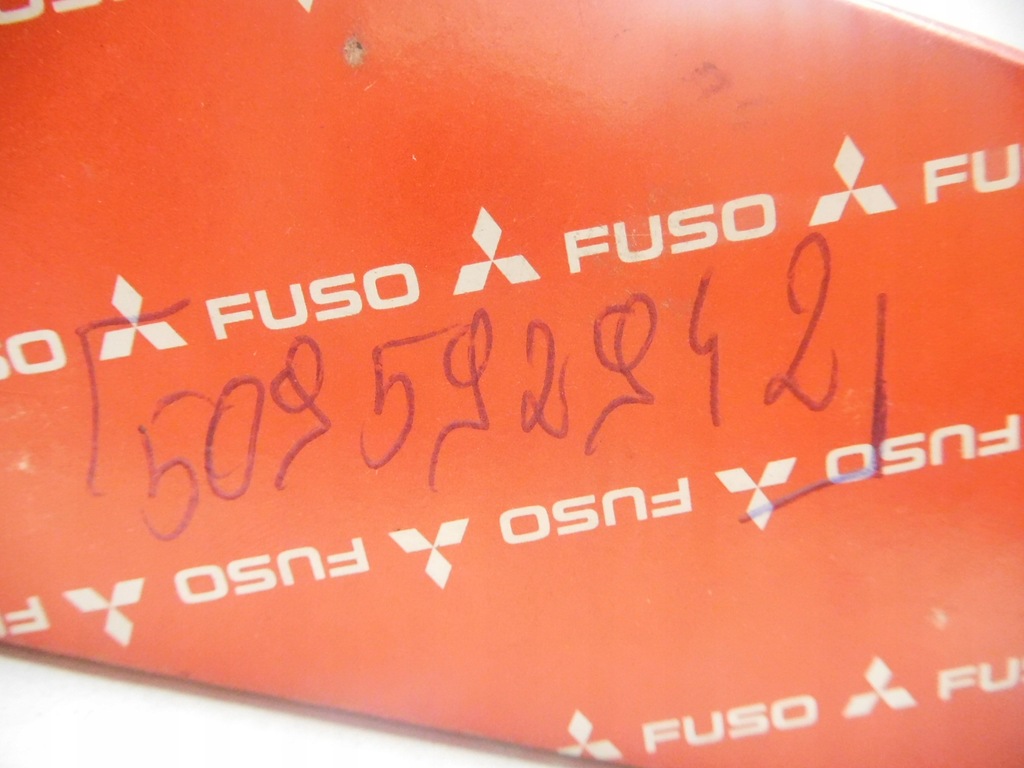 фото №10, Выключатель датчик света задняя mitsubishi l200 pajero оригинальный номер me581047