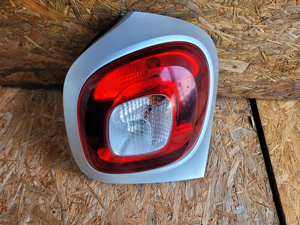фото №1, Лампа задня задня права smart forfour ii 2
