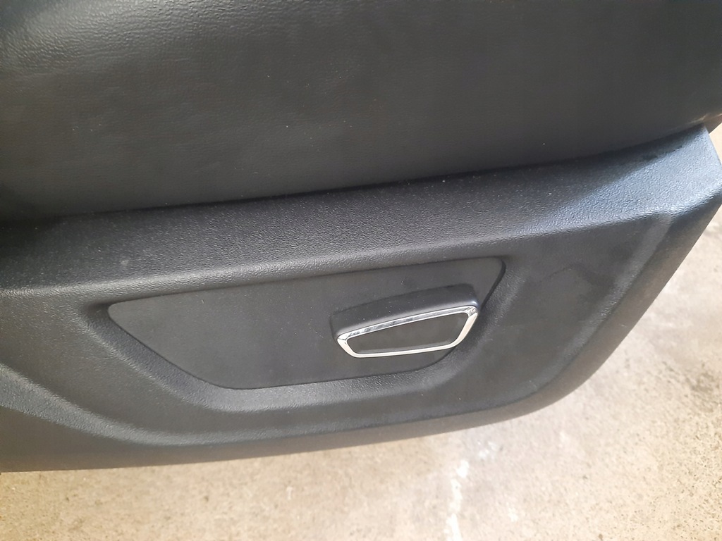 фото №9, Ford mustang 15- сиденья заднее сиденье cabrio кожа usa