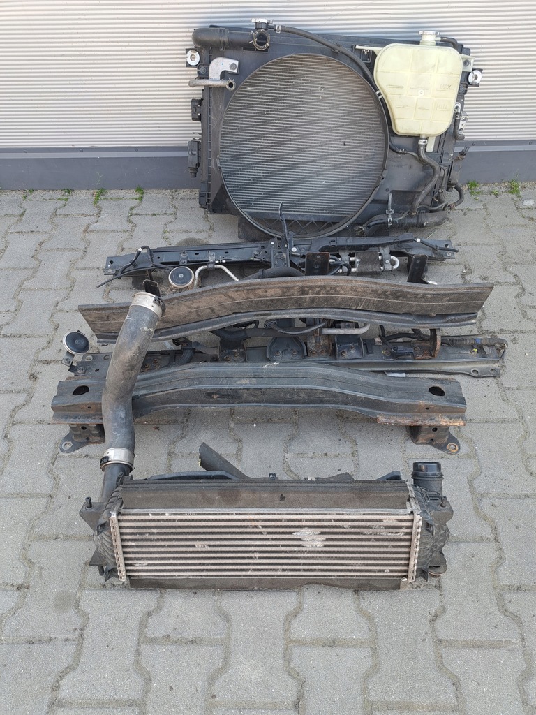 фото №7, Nissan navara d23 2.d pas перед радиатор комплект