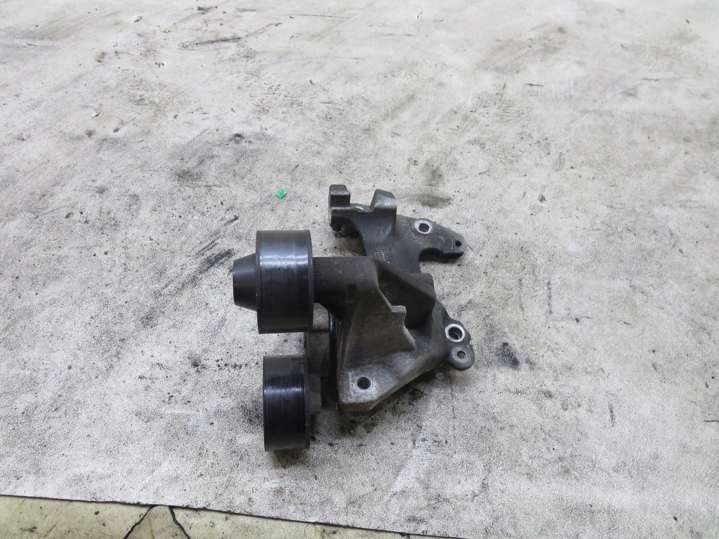 фото №1, Ролик натяжитель ремень clio iv 0.9 tce