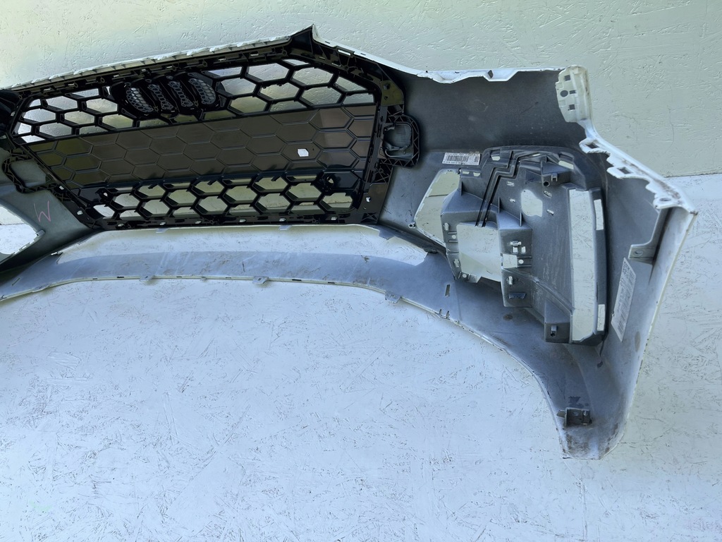 фото №14, Audi a4 b9 8w s line s4 бампер решётка радиатора 8w0 lift 8w0807437aq org fv 24h