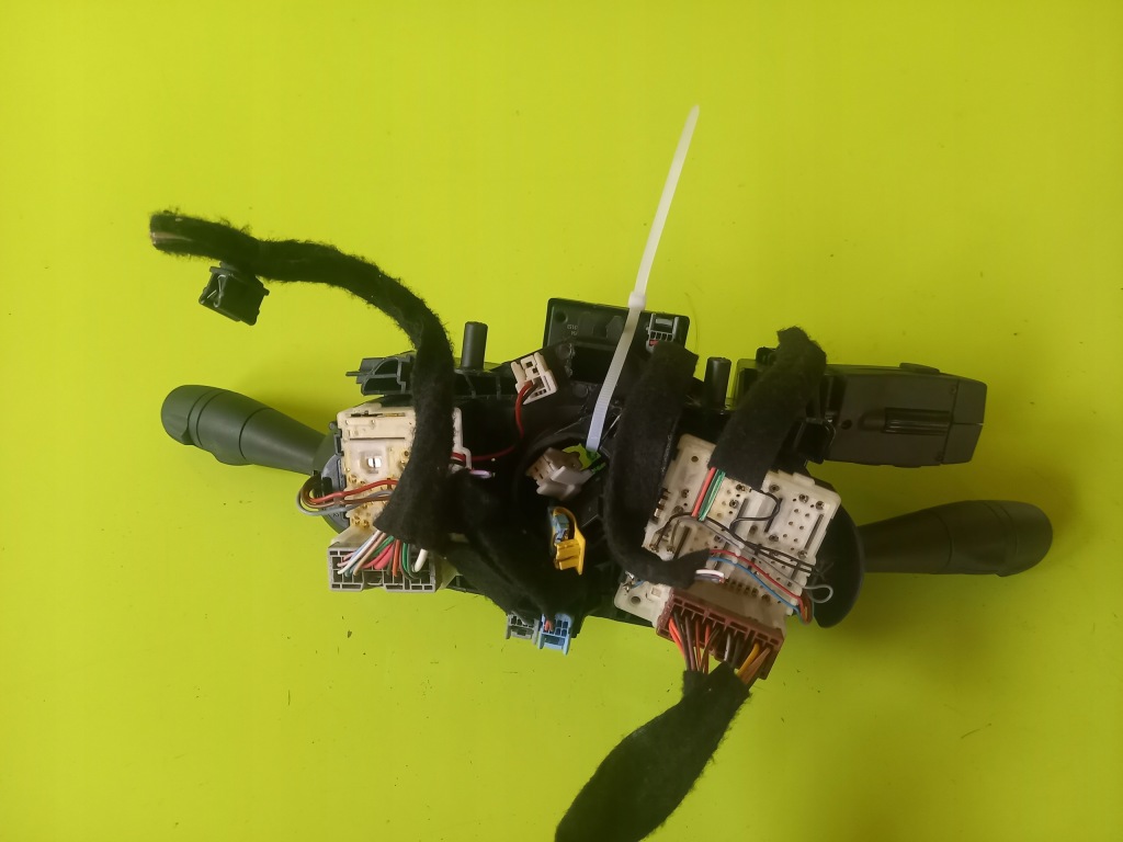 фото №4, Переключатель комбинированный лента 255676085r renault captur i 13r