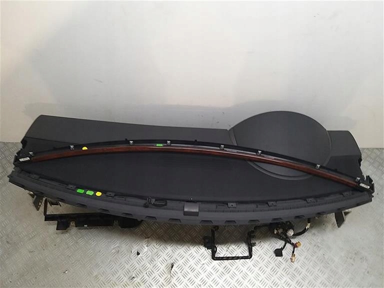 фото №10, Консоль приборная панель приборная панель phaeton 02-07 przed lift чёрный dół подушка