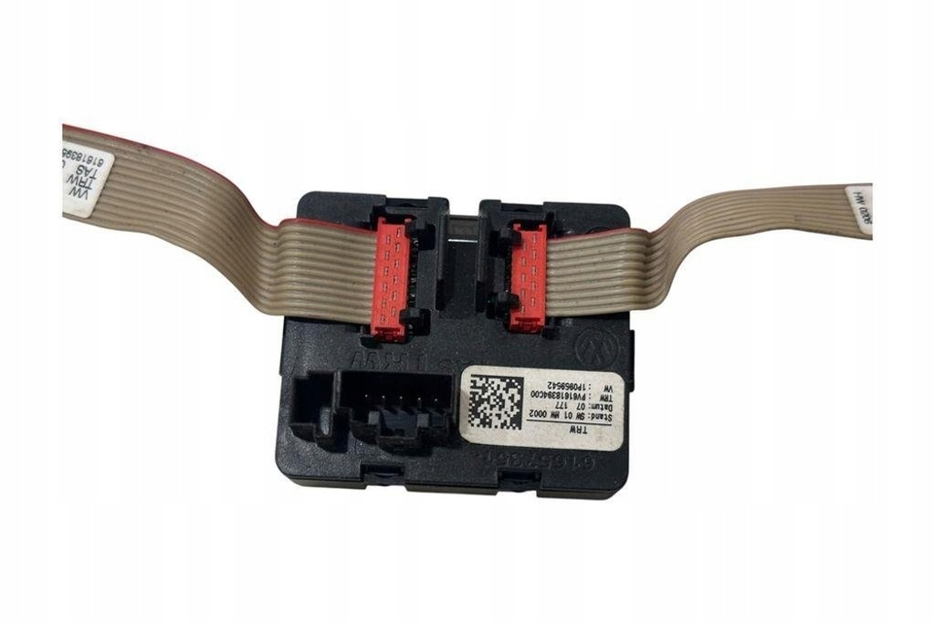 фото №10, Кнопки руля vw passat b7 alltrack 365 1k0959538f 1.6l бензиновый