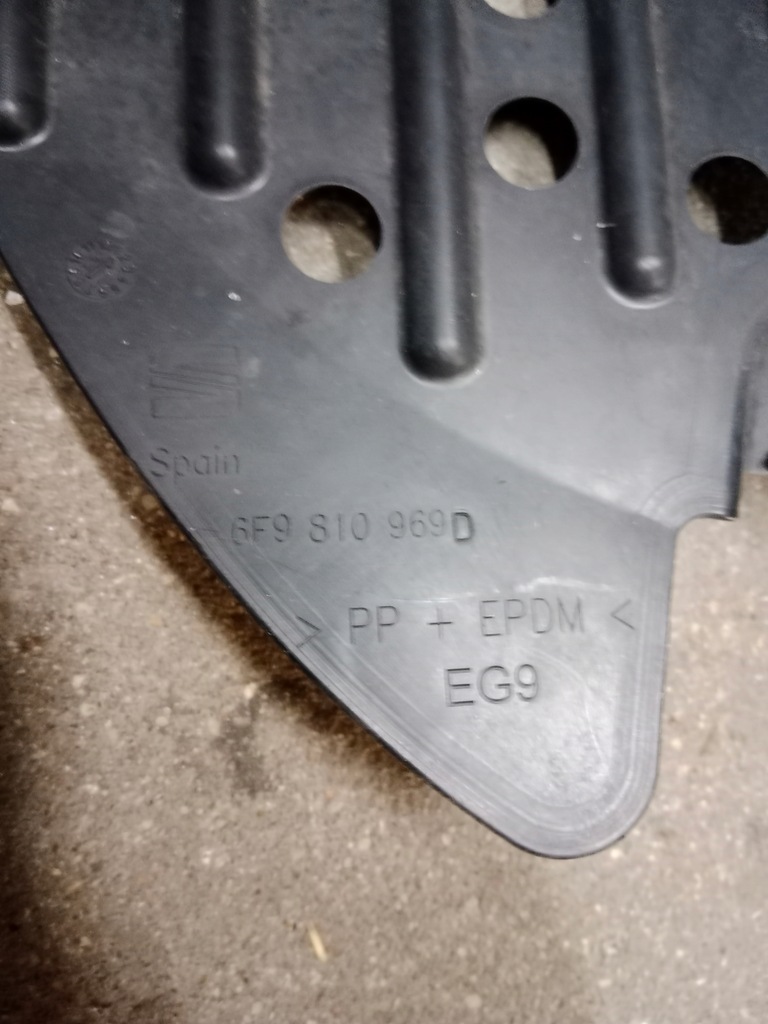 фото №5, Подкрылок левая задняя задние seat arona 6f9