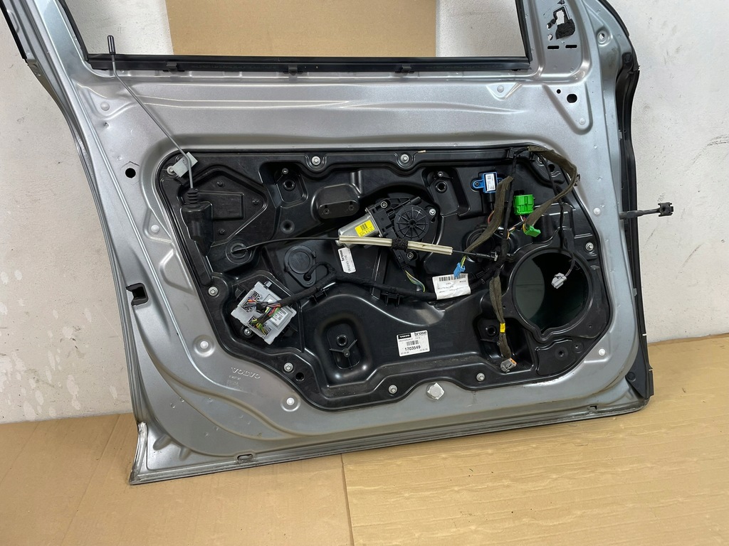 фото №15, Дверь левая перед volvo xc60 i 08-17r 477-46