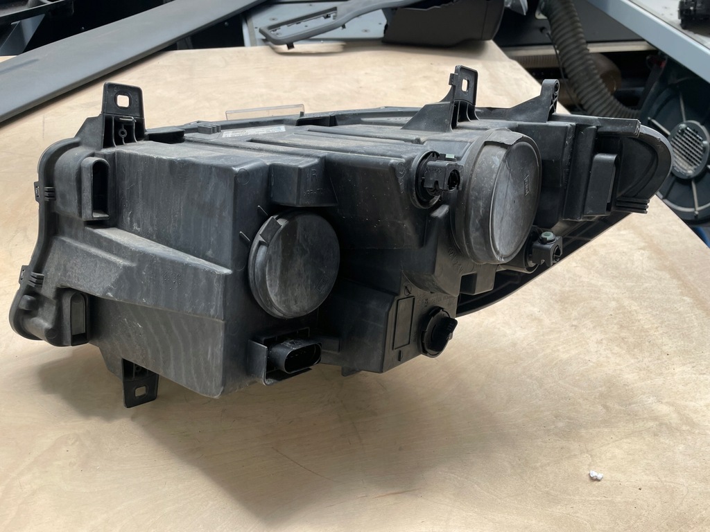 фото №11, Лампа перед правая mercedes sprinter 910 907 idelana a9109060100