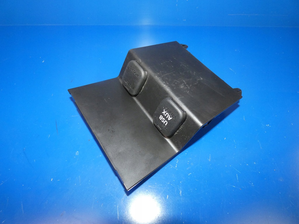 фото №1, Mazda 6 iii gj роз'єм usb aux 12v