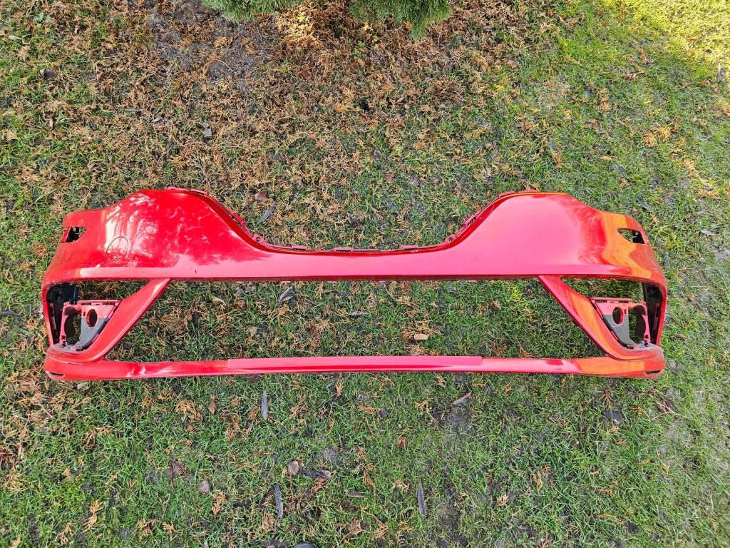 Купити Бампер перед renault megane iv 16-