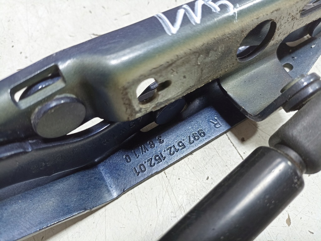 фото №8, Porsche carrera s 911 997 петля крышки левый правый