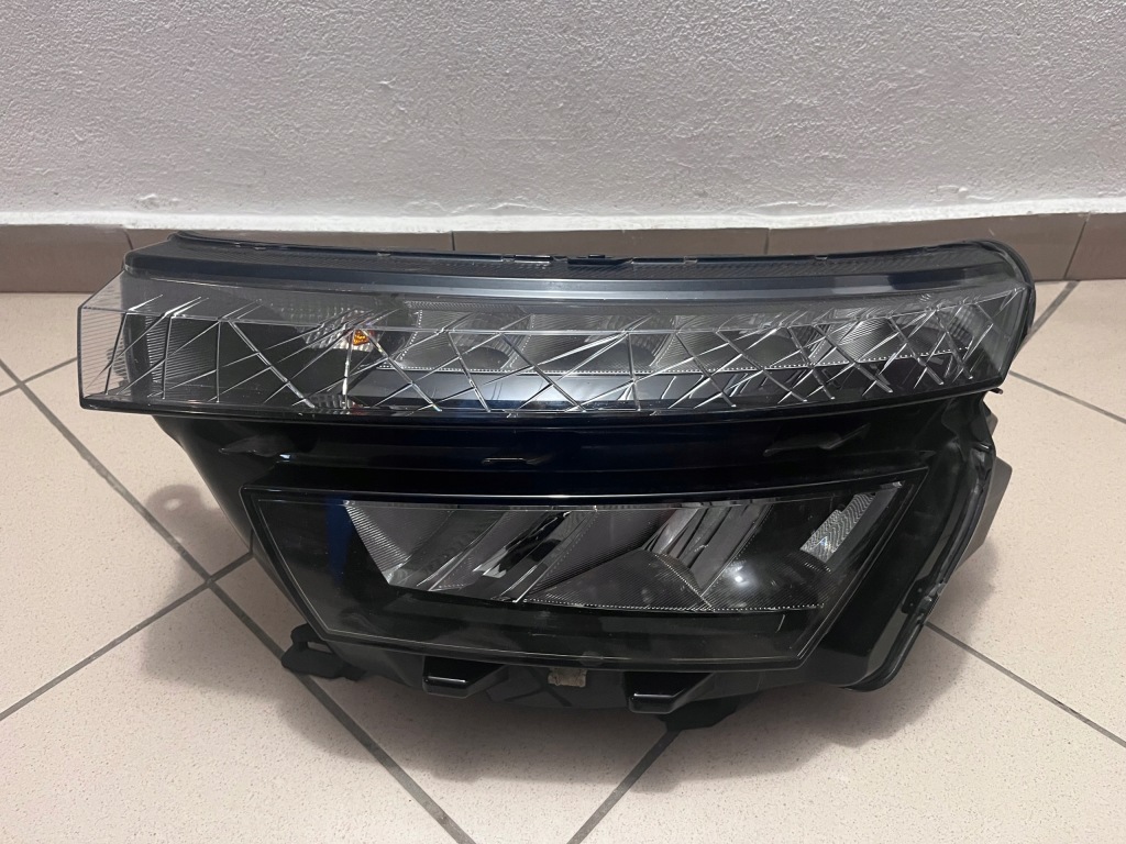 фото №1, Лампа передняя перед левая skoda kamik kamiq 658 19-