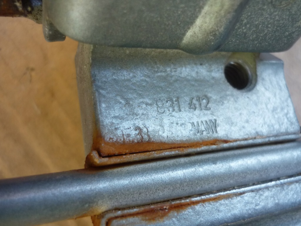 фото №10, Петля правий перед верхній + нижній seat altea, leon ii 6q0831412 5p0831402