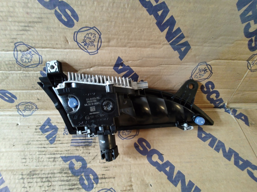 фото №2, Противотуманная фара led scania s r 2659166