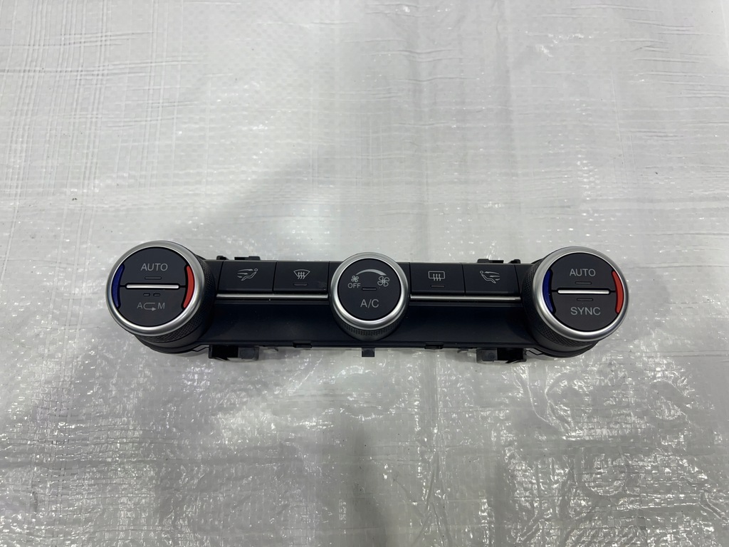 фото №1, Alfa romeo stelvio giulia панель керування вентиляція кондиціонер