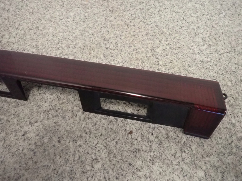 фото №4, Toyota previa 00-02 накладка задняя отражатель молдинг