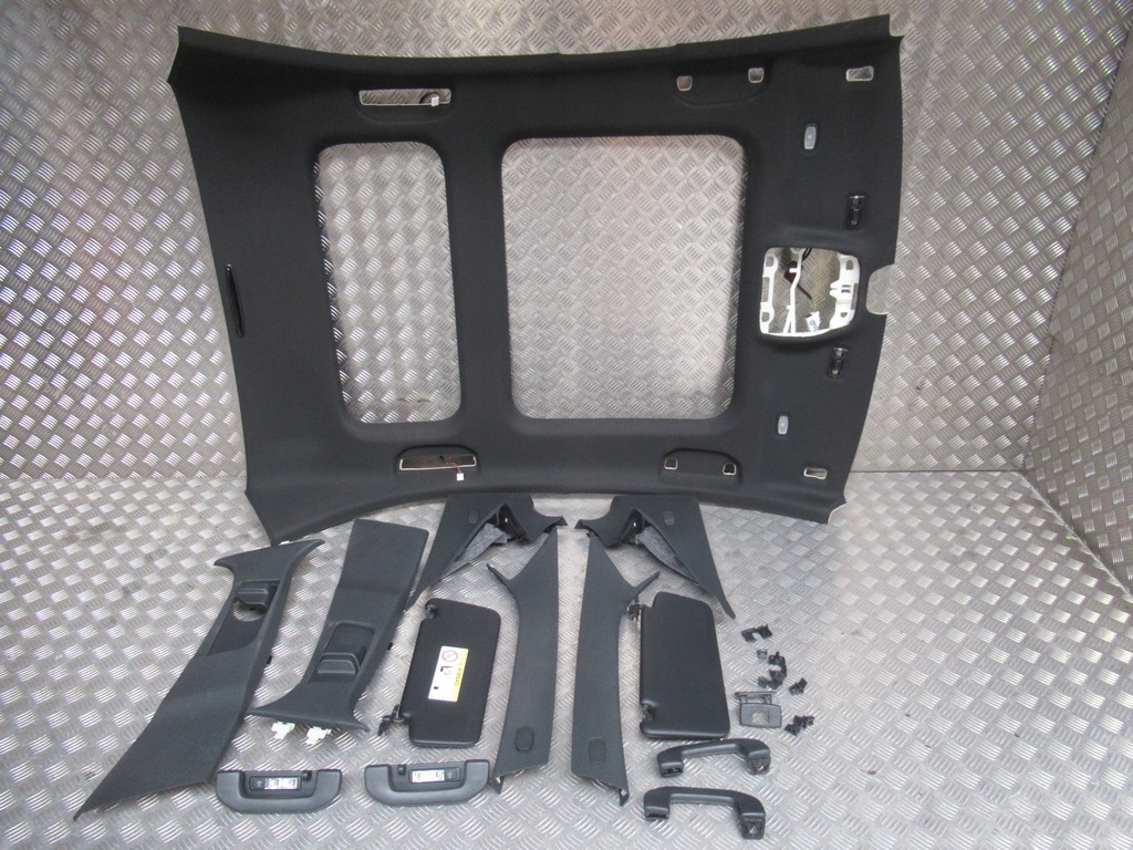 фото №7, Потолок czarna mercedes c-klasa w205 панорама sedan