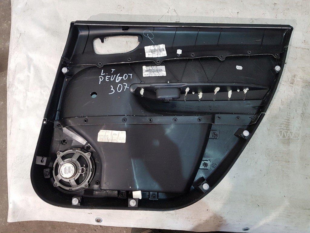 фото №8, Обшивки двері комплект peugeot 307 2004r eu 5d