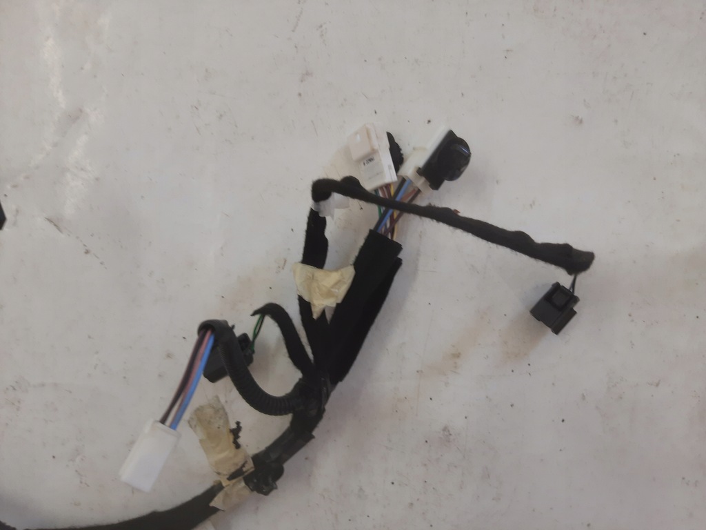 фото №4, Електропроводка кришки антени renault kadjar