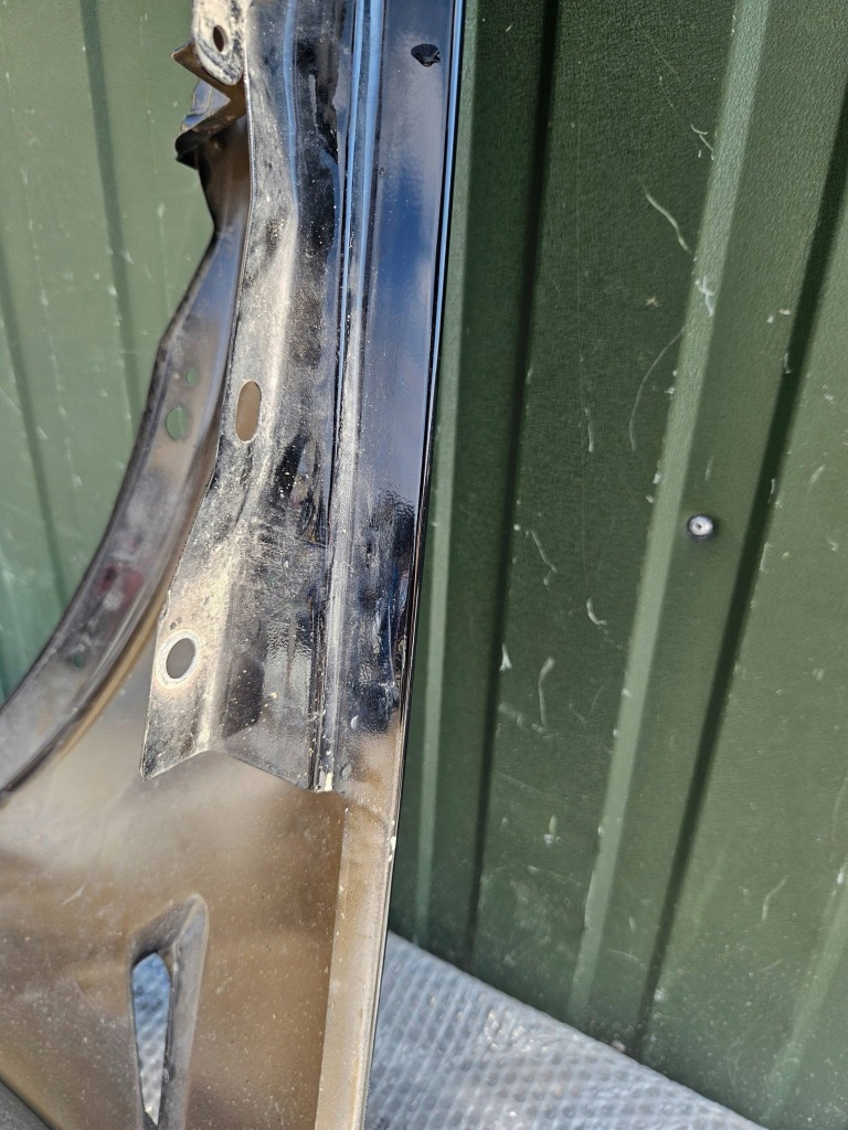 Купити Tesla model x права сторона крила передній