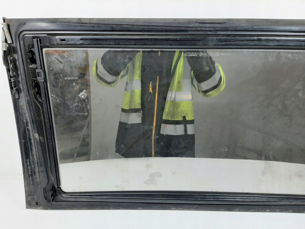 фото №10, Mercedes w211 e320 avantgarde 02r скло дах задня панорама a2117800721