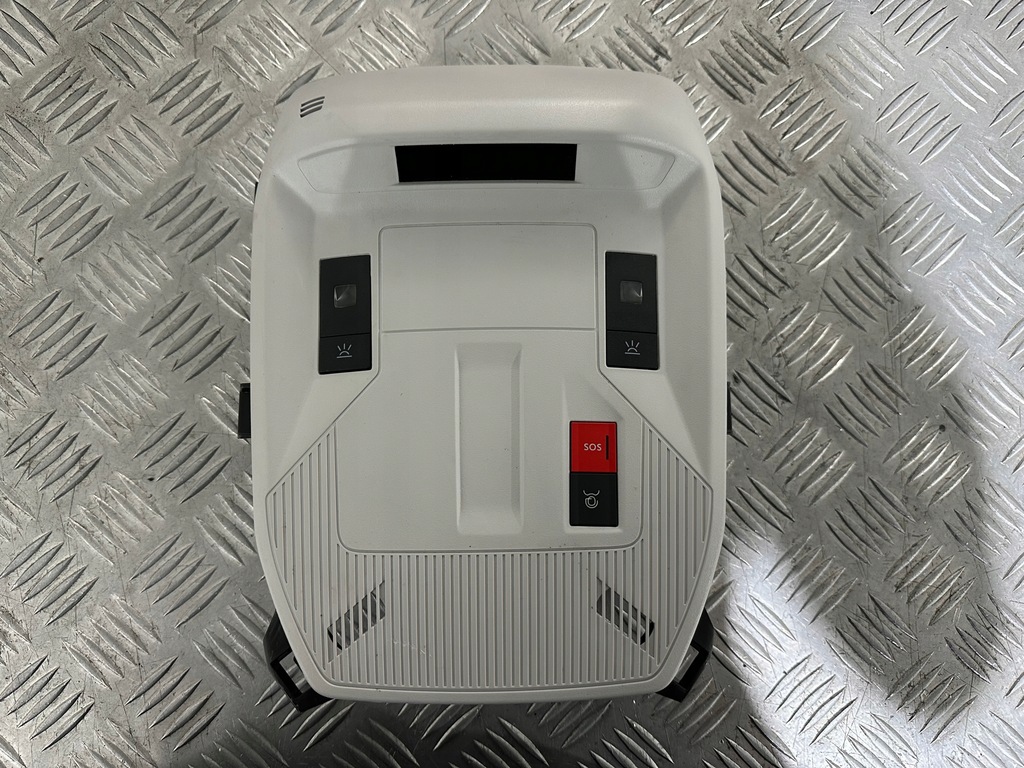 фото №1, Opel astra l лампа потолочный