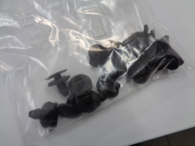 фото №4, Шумоизоляция капот клипсы peugeot 5008 ii 2017-