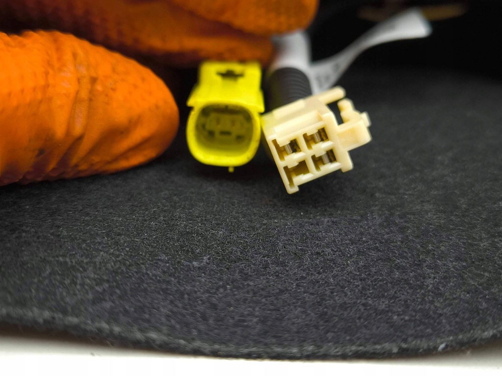 фото №5, Toyota corolla e210 e21 2023 ліва сторона сидіння передній пасажира