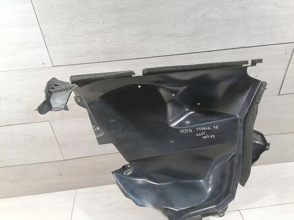 фото №8, 8073. ferrari f8 повітропровід впуск верхній ferrari 862149