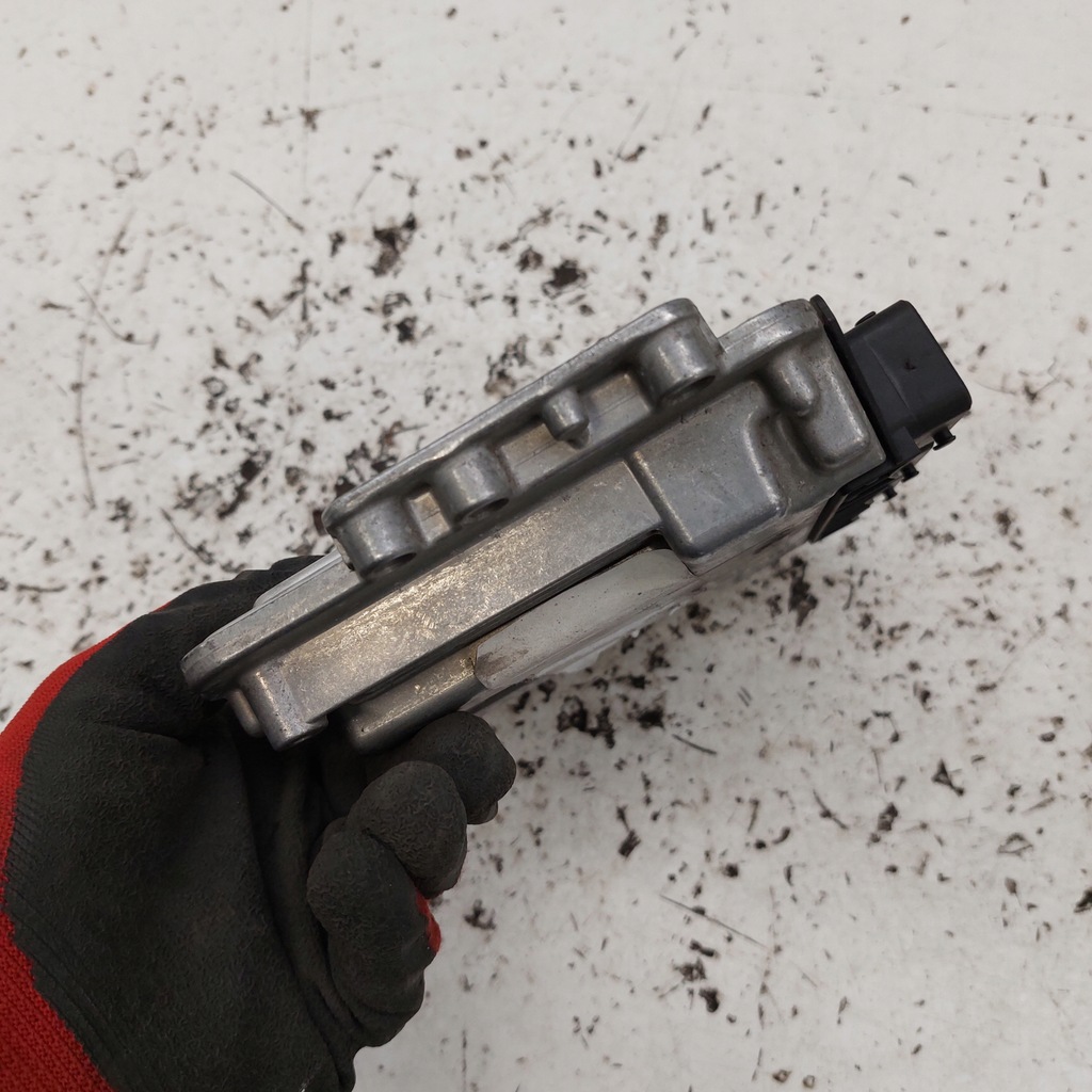 фото №7, Citroen c4 1,6 коробка модуль bsi + блок керування двигуна bosch 0281011630