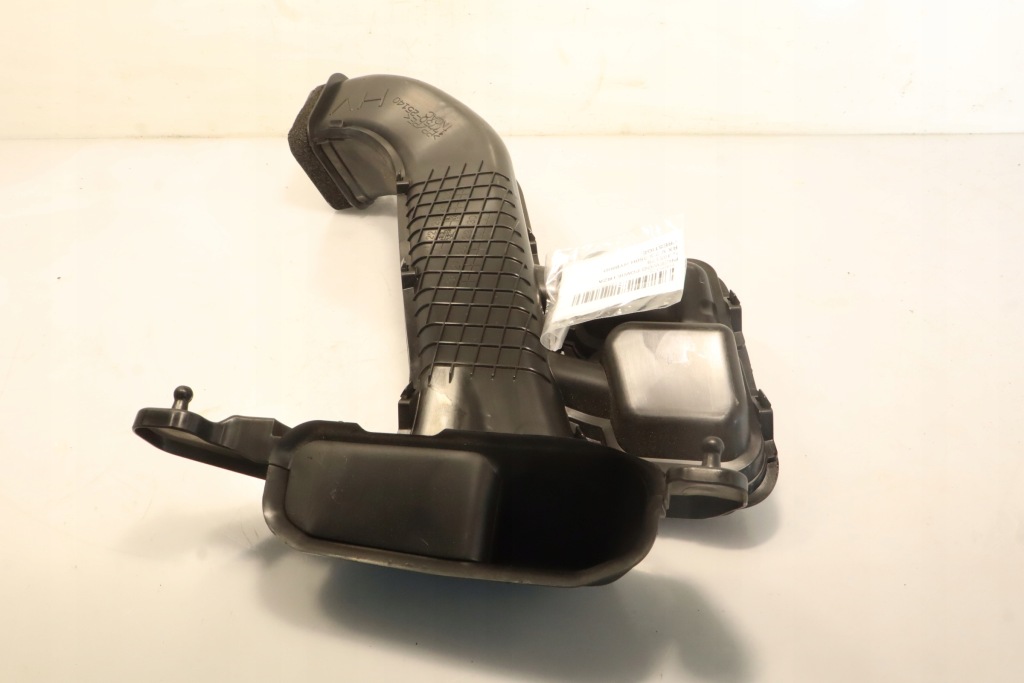 Впуск повітрозабірник повітря lexus rx v 2.5 350h hybrid prestige Оригінал