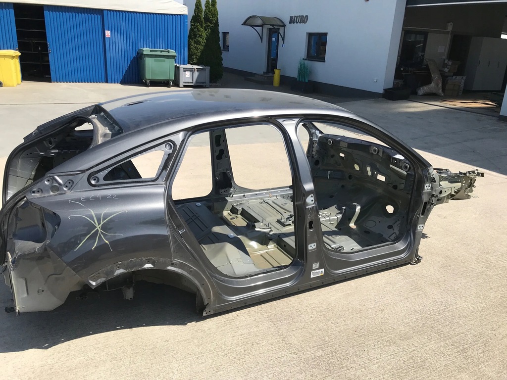 фото №1, Citroen e-c4 c4 iii 22r четверть крыло правый задняя