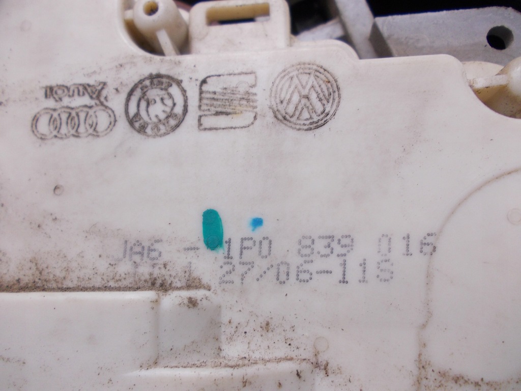 фото №5, Замок правий задній seat leon 2 altea 1p0839016