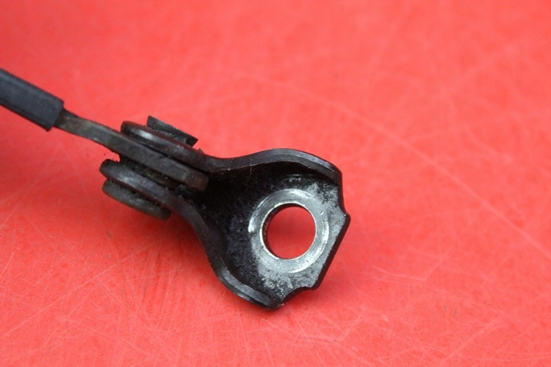 фото №5, Ограничитель передний правый дверь toyota yaris ii 5d