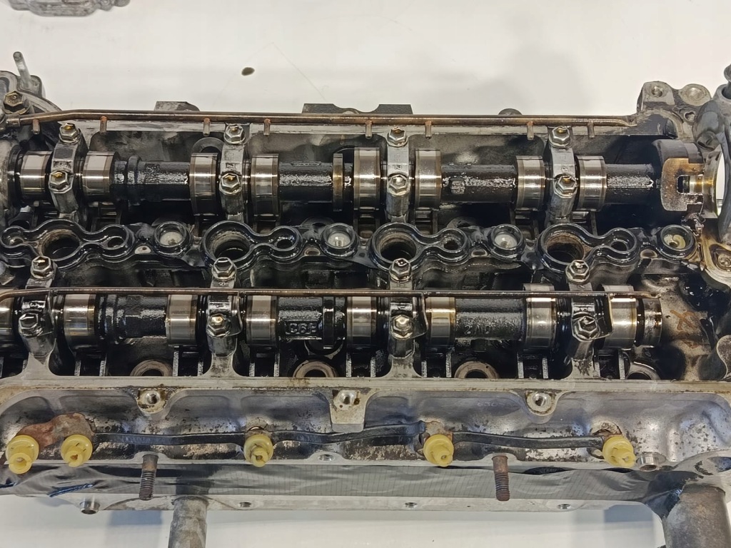 Lexus is220 is 2.2 d-cat головка циліндрів двигуна 177km Оригінал