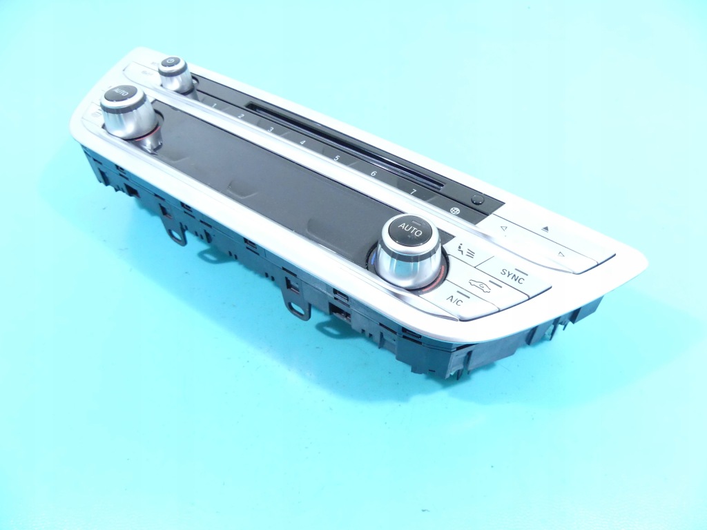 фото №3, Панель обдув радіо bmw 7 g11 eu