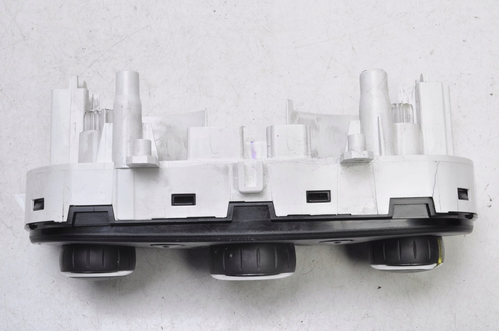 фото №12, Renault clio iv панель обдув кондиционер t1019676z