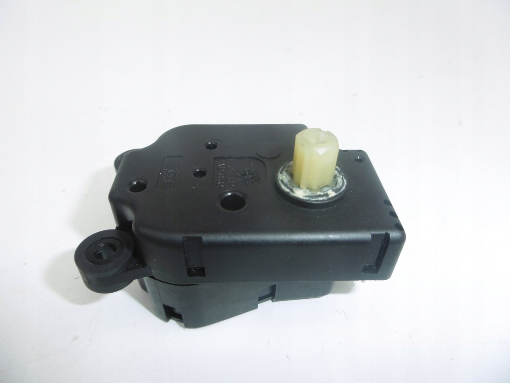 фото №8, Моторчик отопителя behr 38249 volvo s80